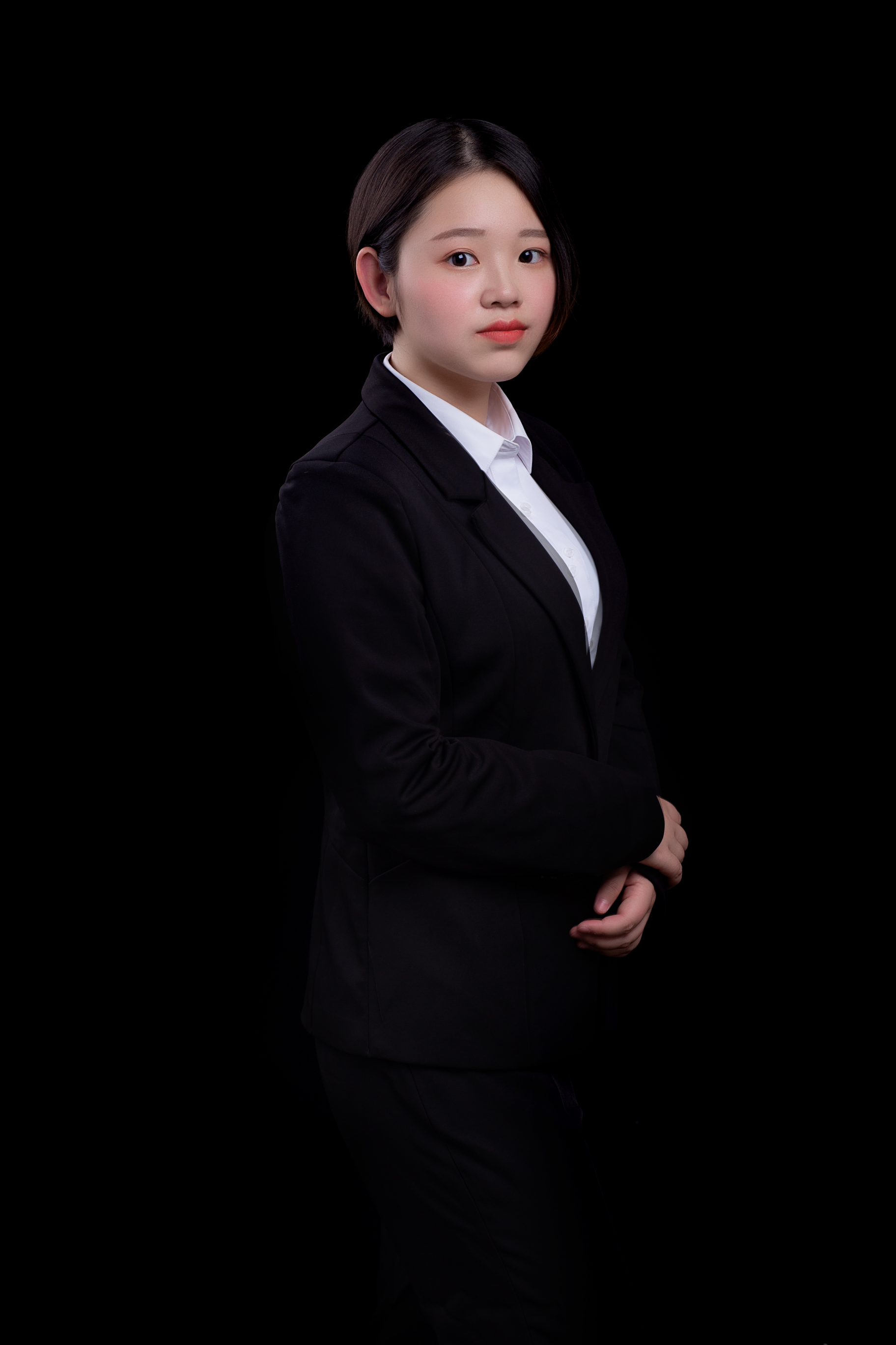 邓惠尹